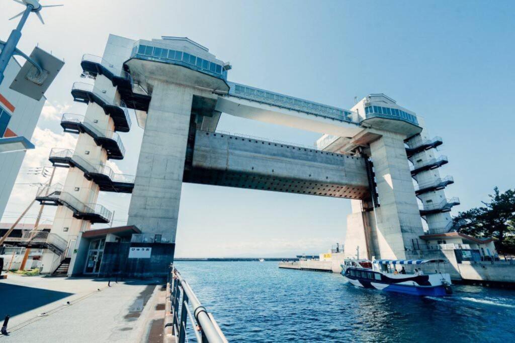 御浜岬の至福を一身に味わう 一軒家貸切宿で贅沢なバーベキューを楽しみながら夕陽に染まる戸田湾の美しさを満喫 نومازو المظهر الخارجي الصورة