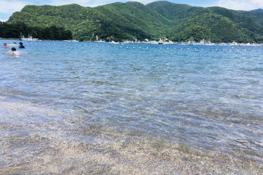 御浜岬の至福を一身に味わう 一軒家貸切宿で贅沢なバーベキューを楽しみながら夕陽に染まる戸田湾の美しさを満喫 نومازو المظهر الخارجي الصورة